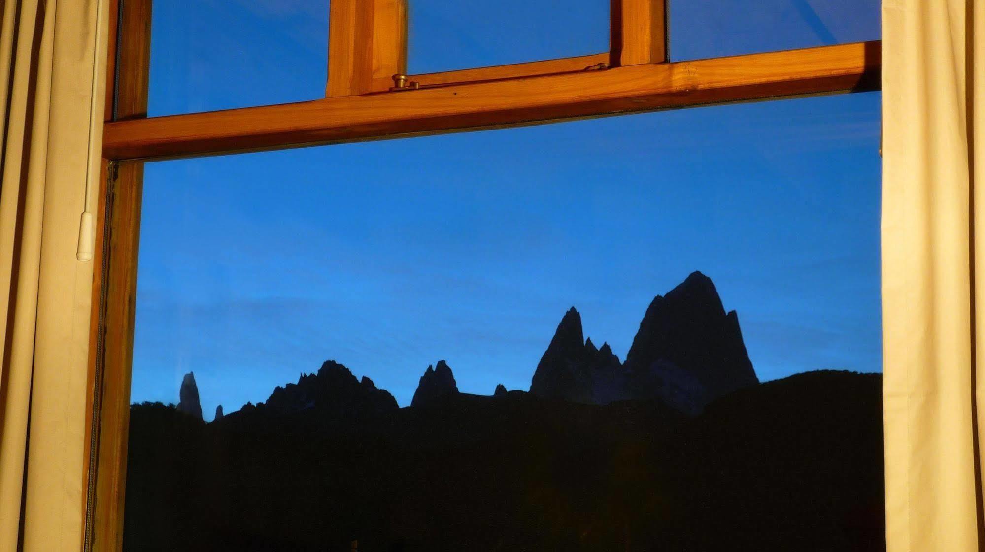 Hosteria Senderos El Chaltén Zewnętrze zdjęcie